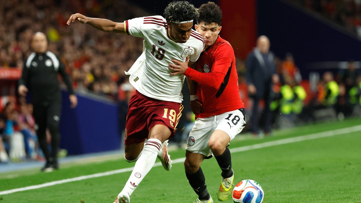 FIFA Fines Spain for Islamophobic Chants by Fans at Egypt Friendly