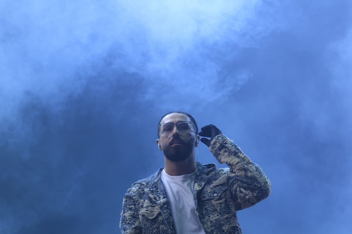 Ant Wan Bids Farewell with Final Performance at Dream Park Festival