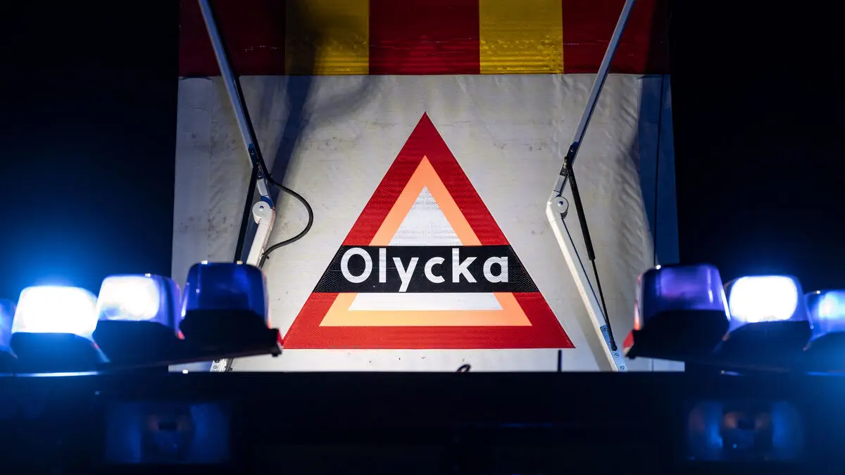 25-year-old man dies after car collides with wall in Kalmar municipality