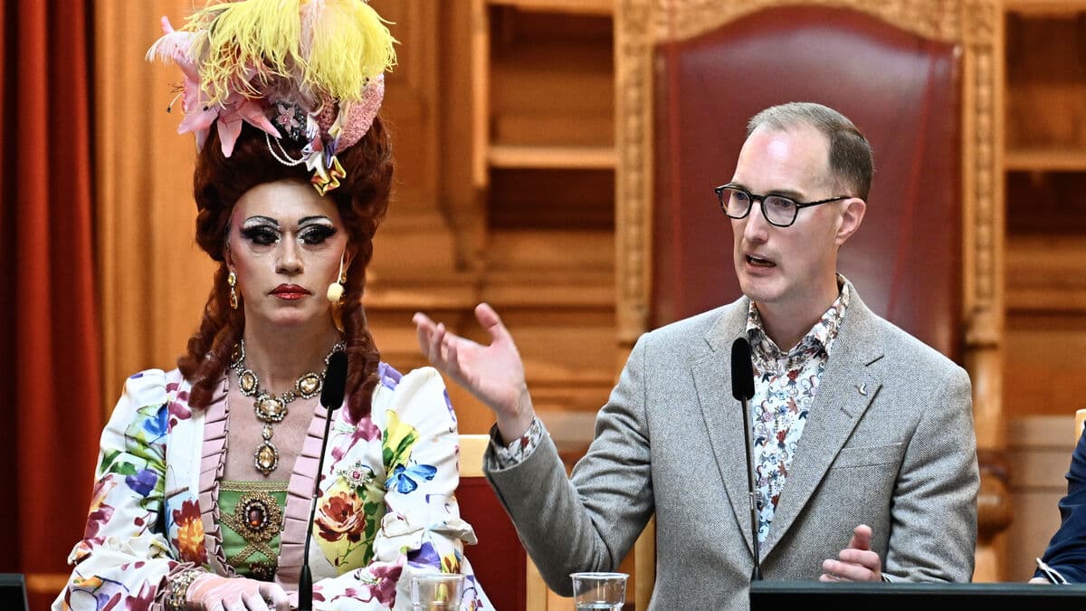 Jan Jönsson Faces Ongoing Threats Amid Drag Queen Debate