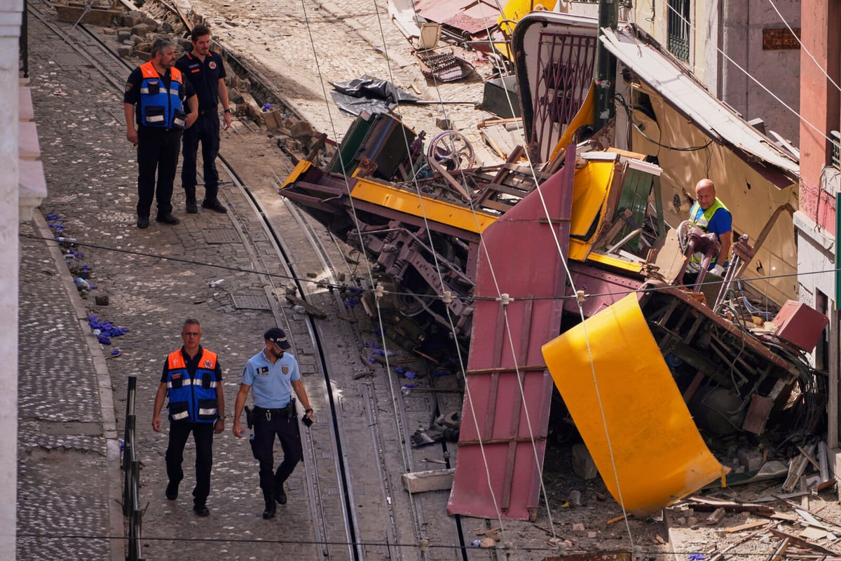 Loose Cable Caused Fatal Lisbon Funicular Crash, Investigators Say