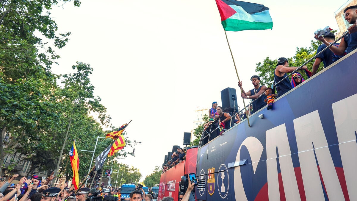 Barcelona star Lamine Yamal celebrated with a Palestinian flag
