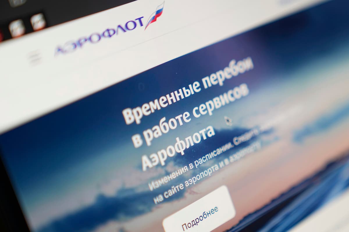 Cyberattack Forces Aeroflot to Cancel Flights for Second Day