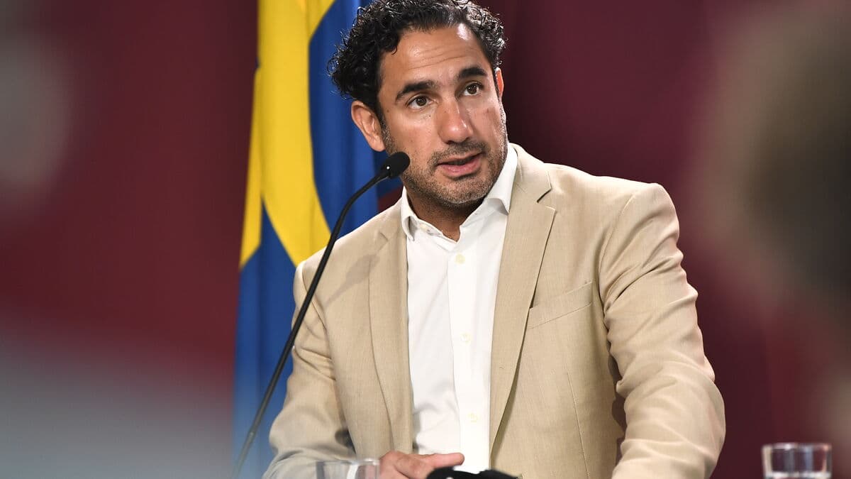 Shekarabi: Labor market harder for young graduates is a betrayal of the young