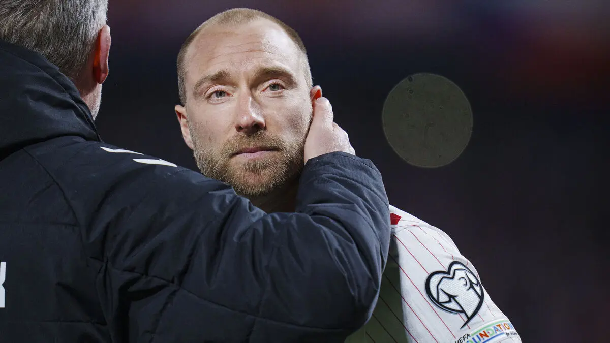 Penalty slump costs Denmark and Italy World Cup qualification