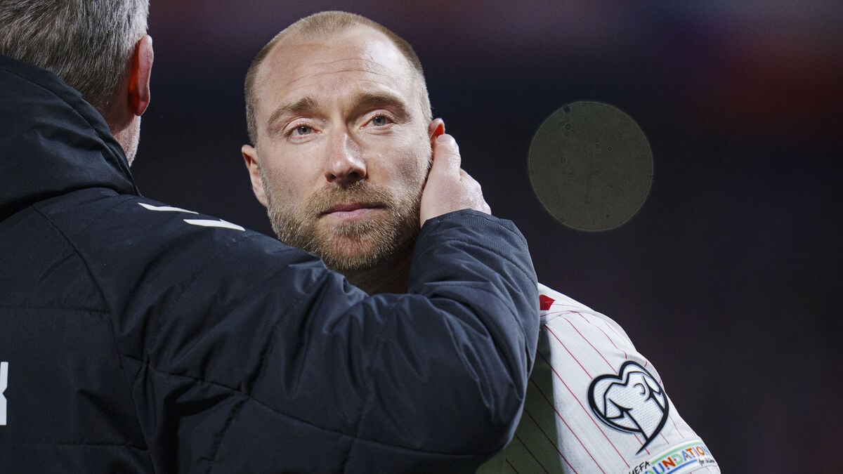 Penalty slump costs Denmark and Italy World Cup qualification
