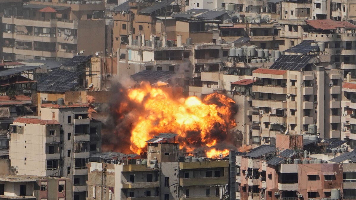 Israel launches new large-scale attacks on Beirut