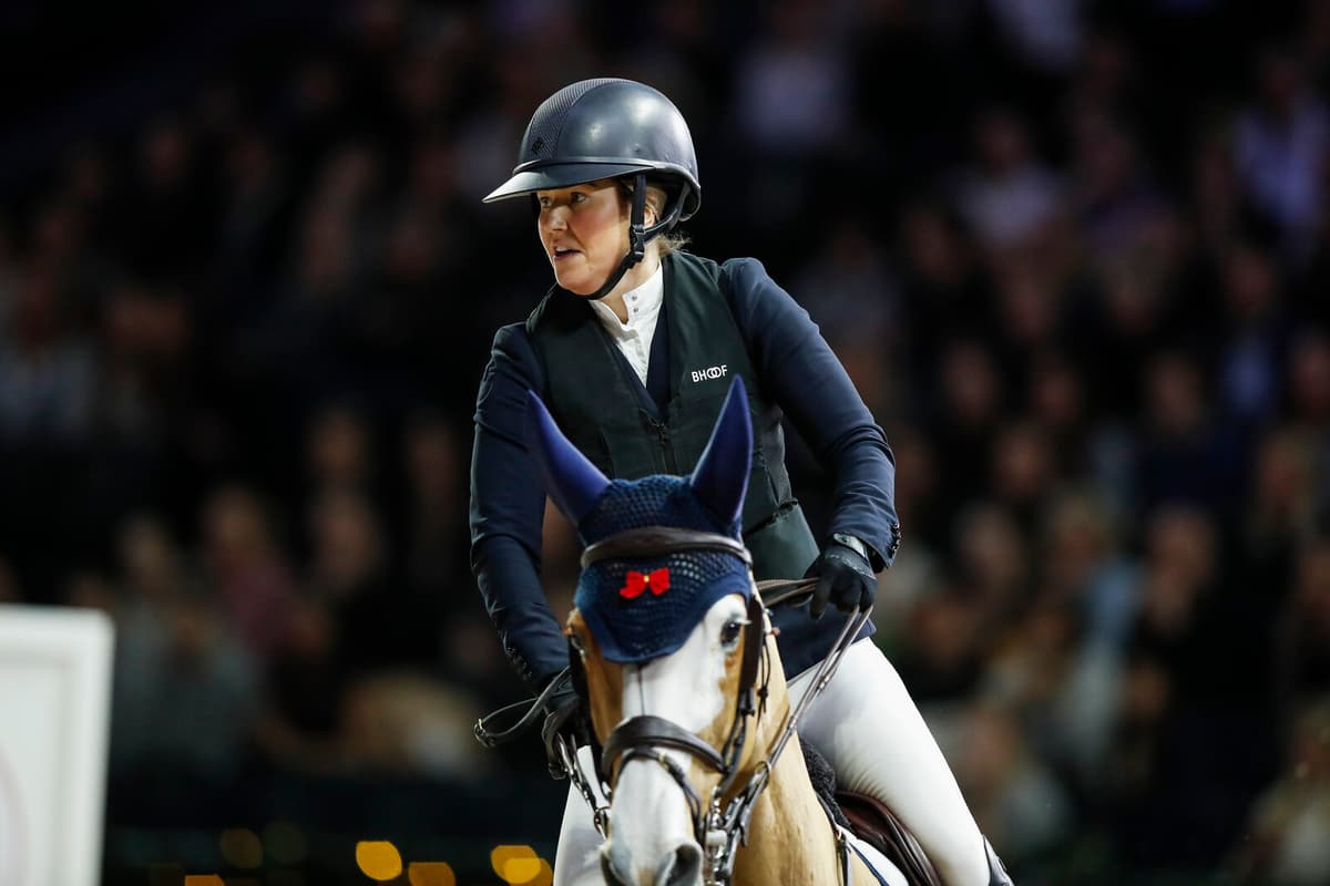 Swedish Female Riders Lead European Championship Show Jumping Team