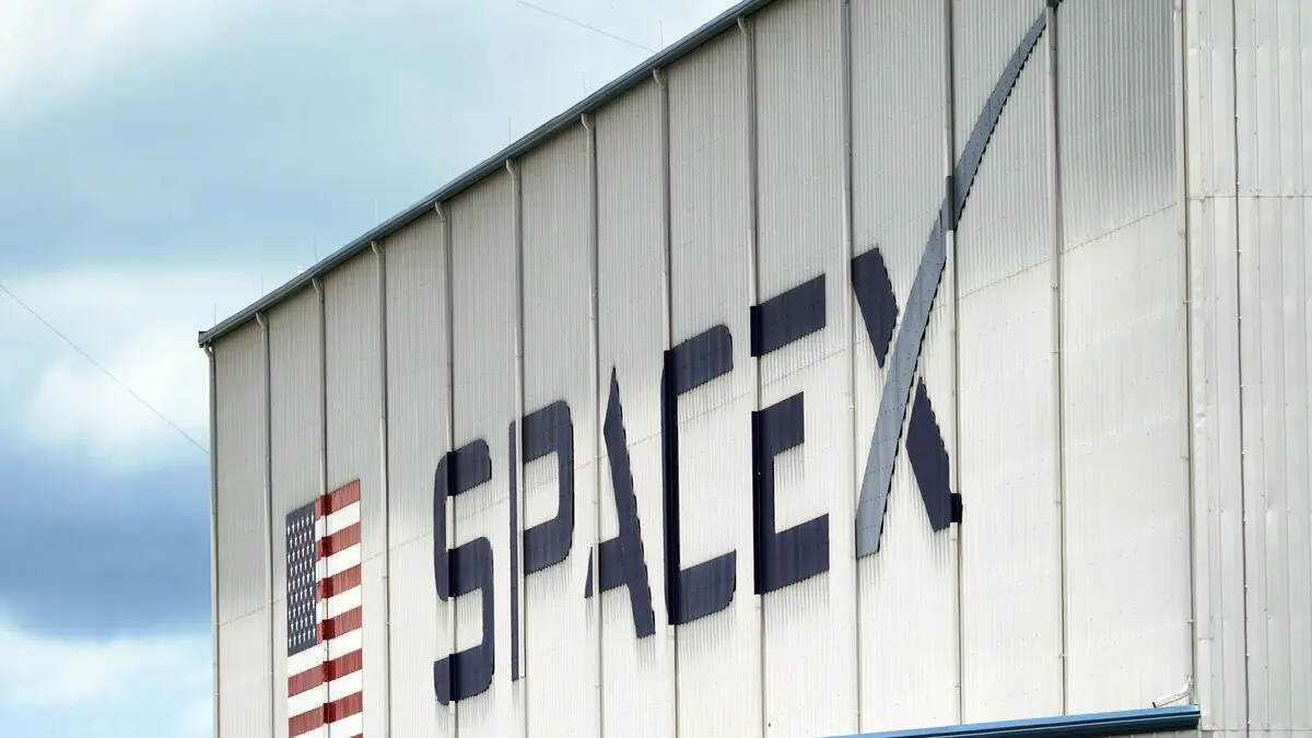 Chinese investors are not allowed to buy SpaceX shares