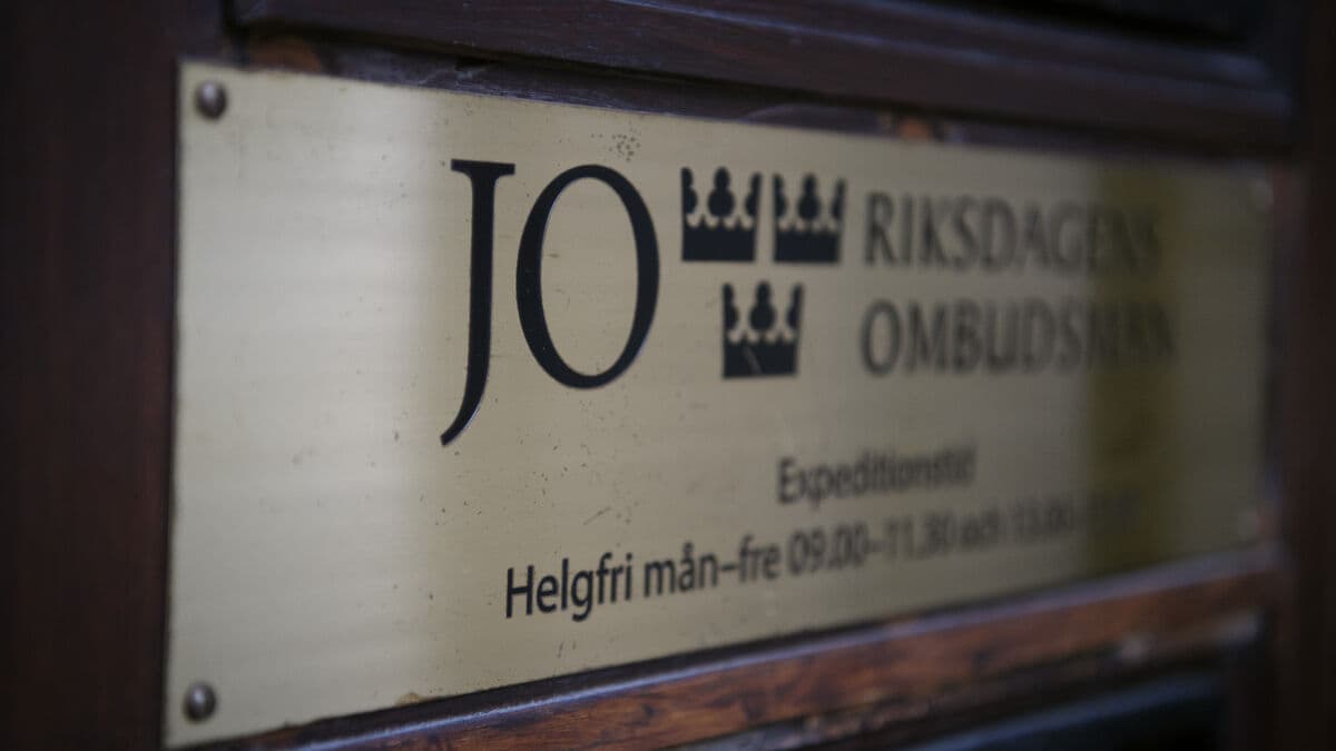 Ombudsman Investigates Conditions for Children in Police Custody