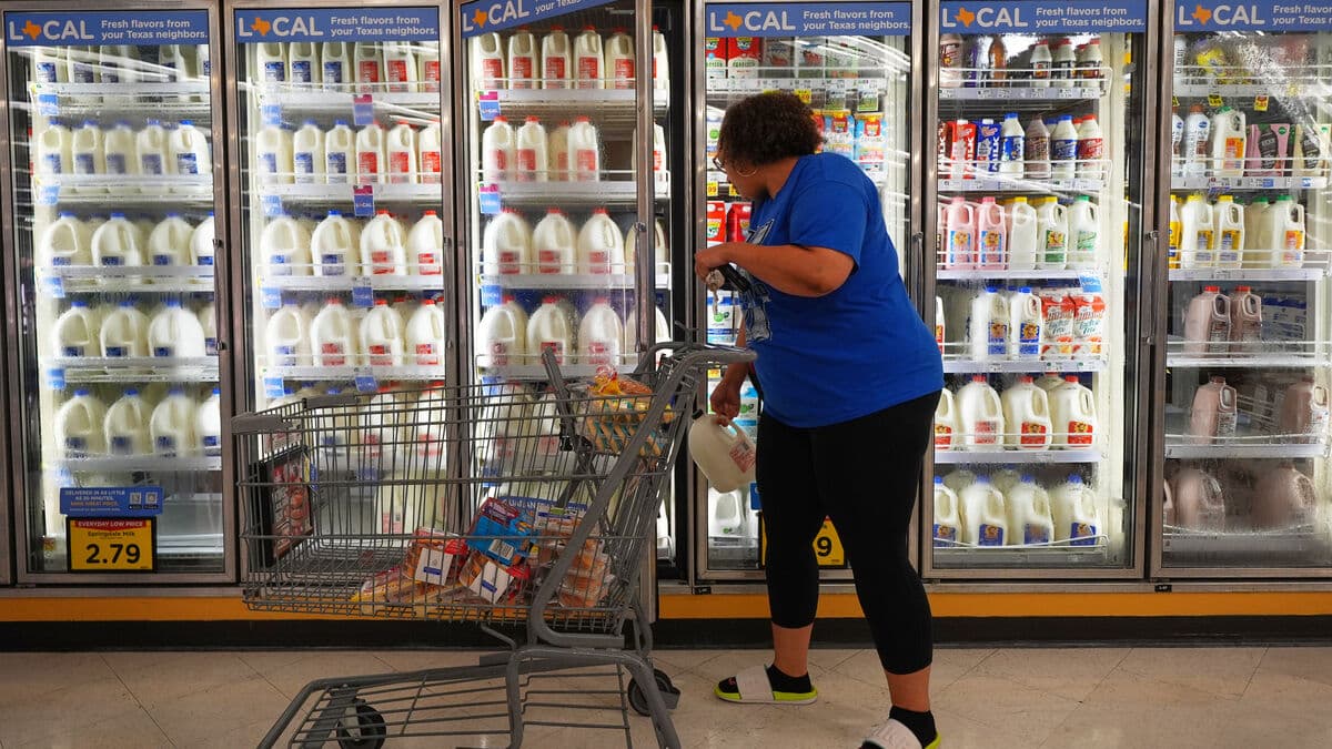 US inflation rises to 4.2 percent in May