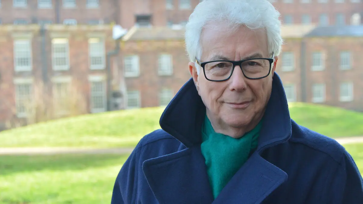 Ken Follett says he has solved the Stonehenge mystery in new book The Stone Circle
