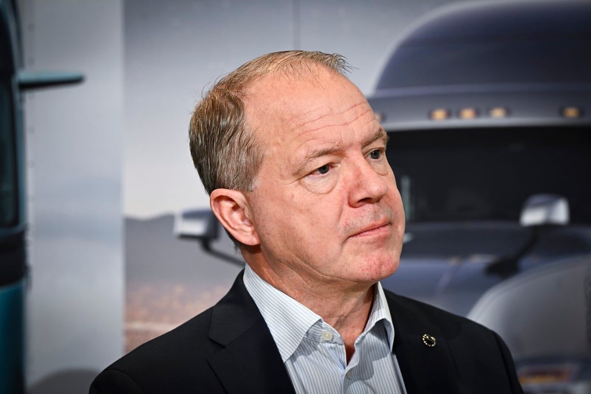 Volvo CEO Sees Tariff Impact as Manageable Despite Lowered US Forecast