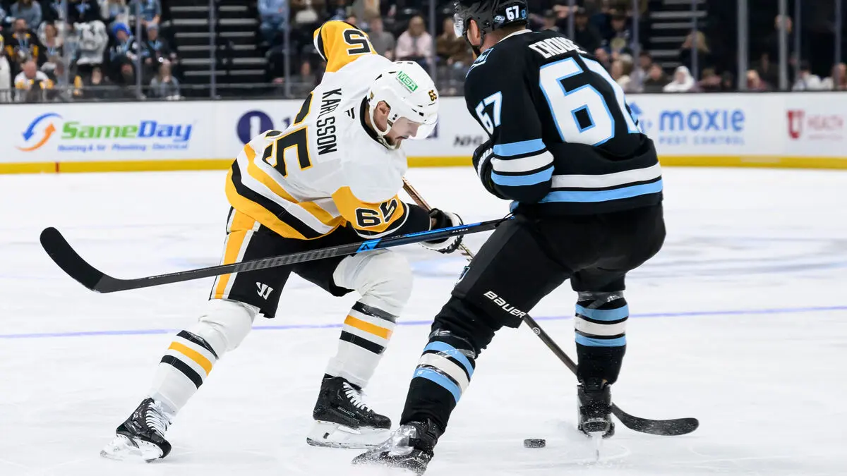 Erik Karlsson reaches 40 assists in a season for the eleventh time