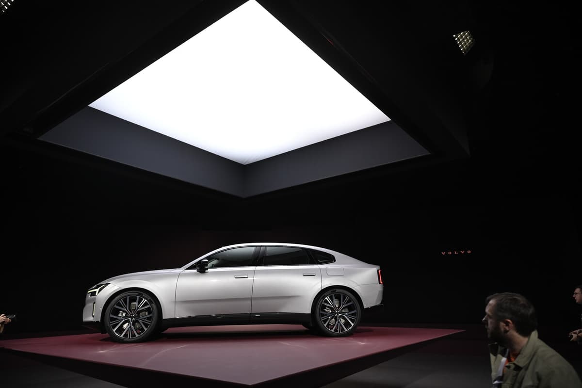 Volvo's ES90 Caught in US-China Trade Tensions: What's Next?