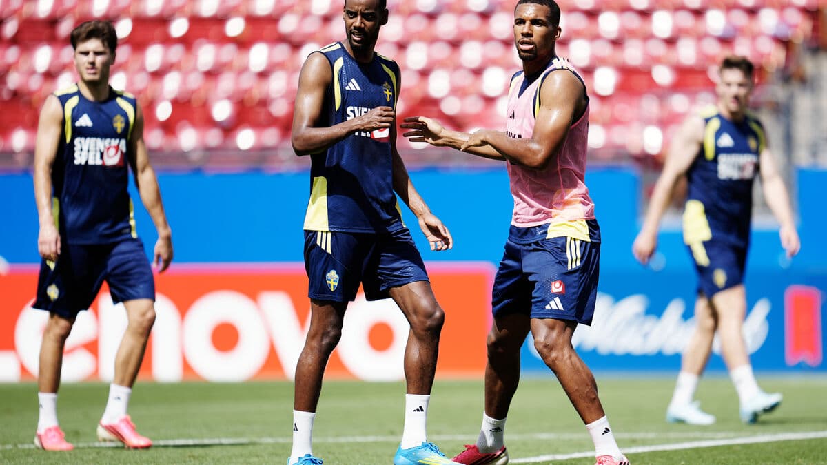 Alexander Isak back in regular training