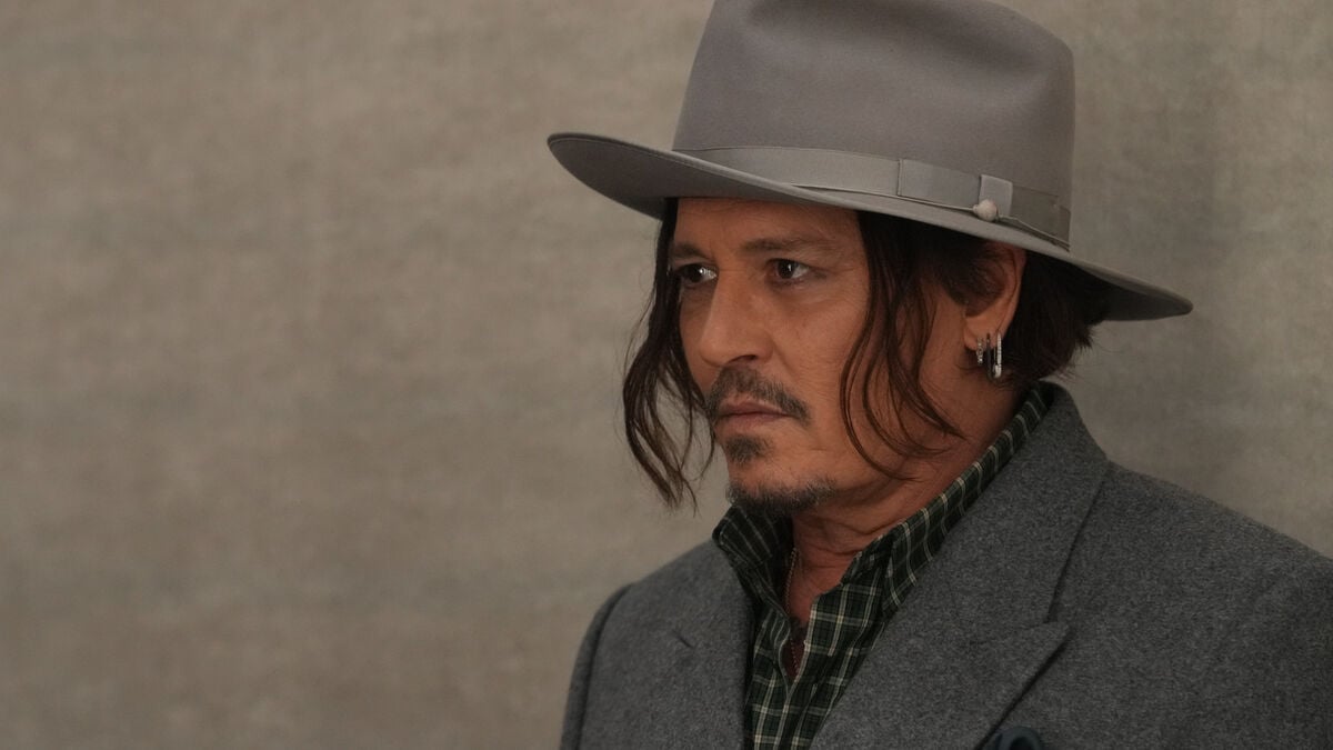 Johnny Depp Returns to Major Hollywood Films With Ebenezer Trailer: It’s Good to Be Back