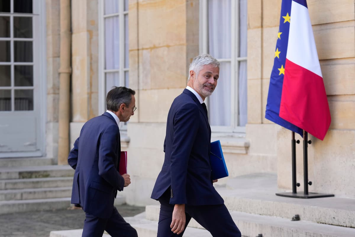 French Politician Proposes Sending Migrants to Remote Atlantic Island