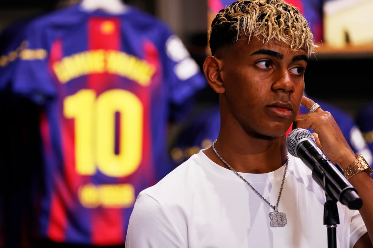 Lewandowski and Yamal Fined by UEFA for Doping Control Incident