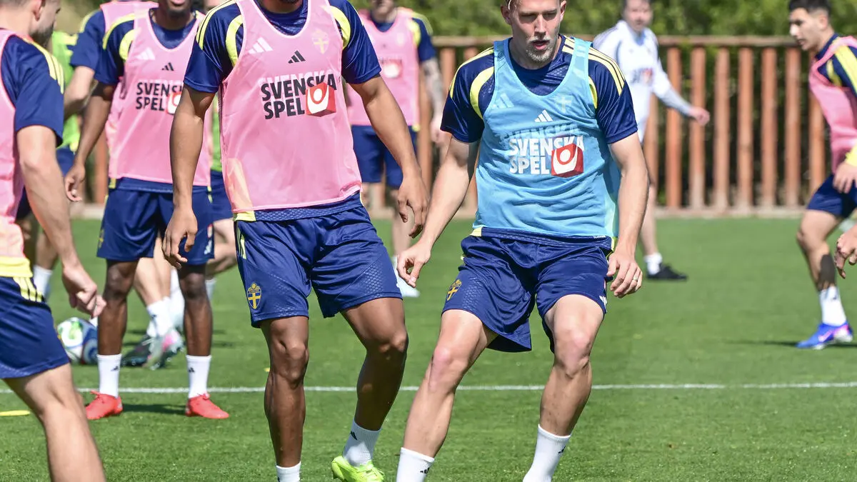 Scare as Herman Johansson takes his place in Sweden's starting eleven