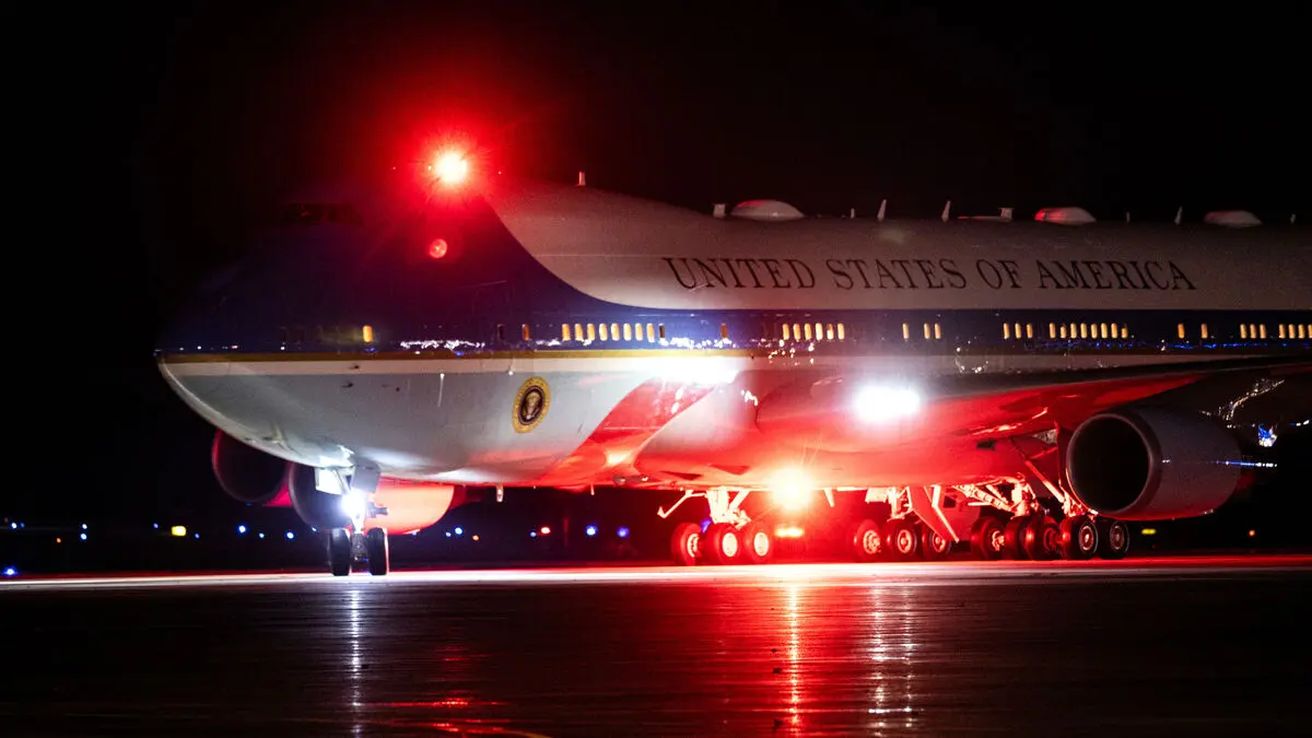 Trump has to wait for his new planes