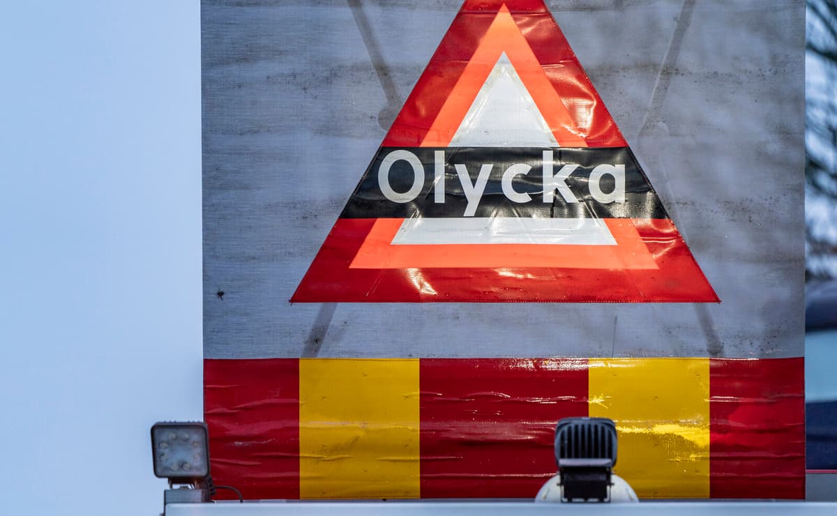 Car Rear-Ends Bus Near Gothenburg Sending Several to Hospital