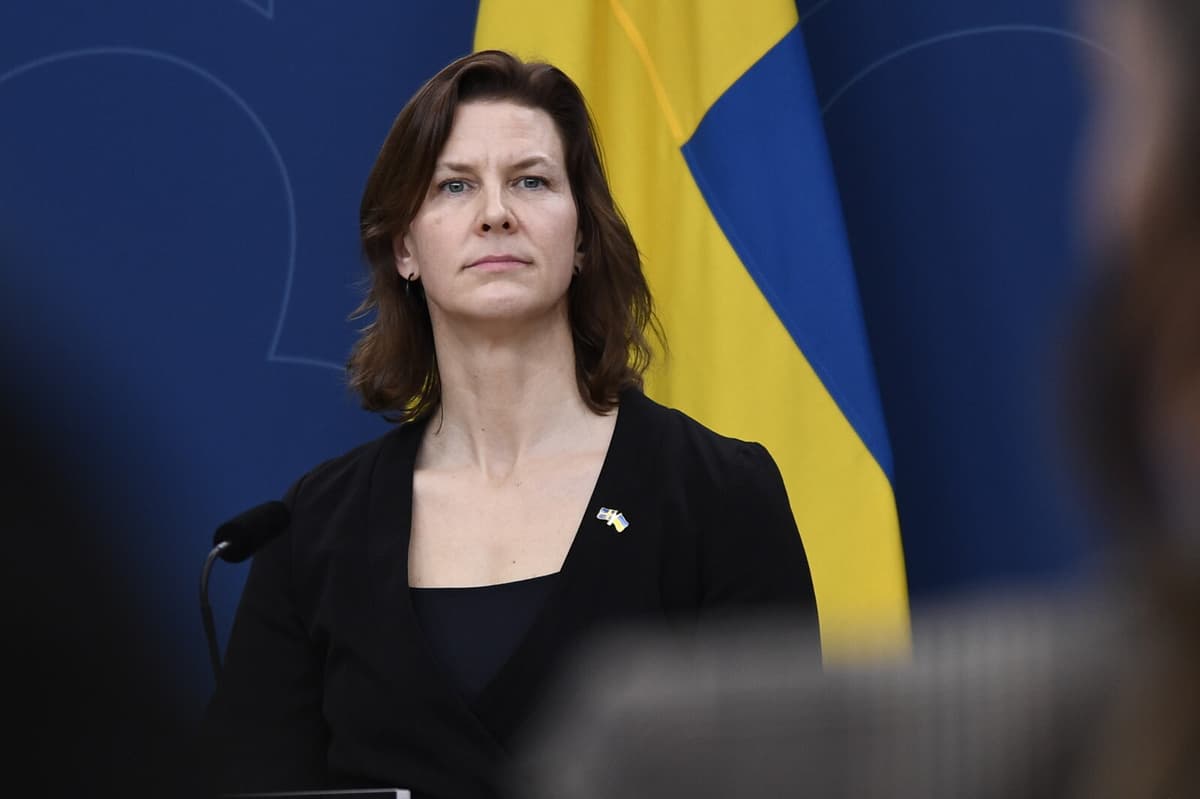 Minister Calls Gaming Industry Meeting on Grooming Concerns