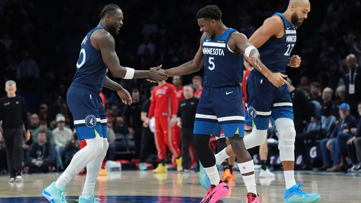 After shooting by ICE in Minneapolis, NBA postpones Timberwolves vs Warriors game