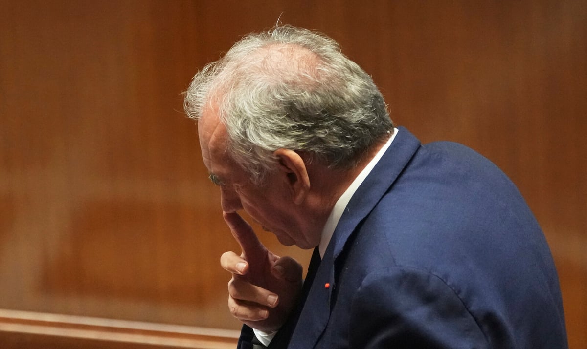 France Faces Political Turmoil as Government Falls