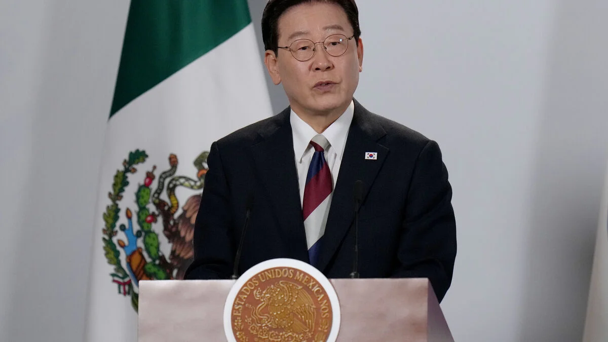 South Korea says Zelenskyy broke secrecy over North Korean prisoners of war