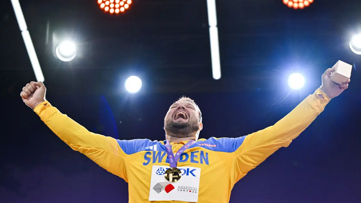 Ståhl is stopped at the grocery store - send someone