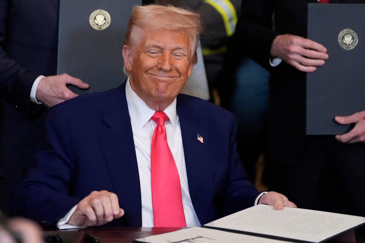 Trump's New Tariffs Hit 60 Countries, China Faces 104 Percent Duty