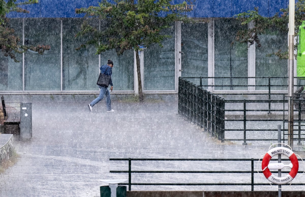 SMHI Issues New Rain Warnings Amid Västra Götaland Flooding