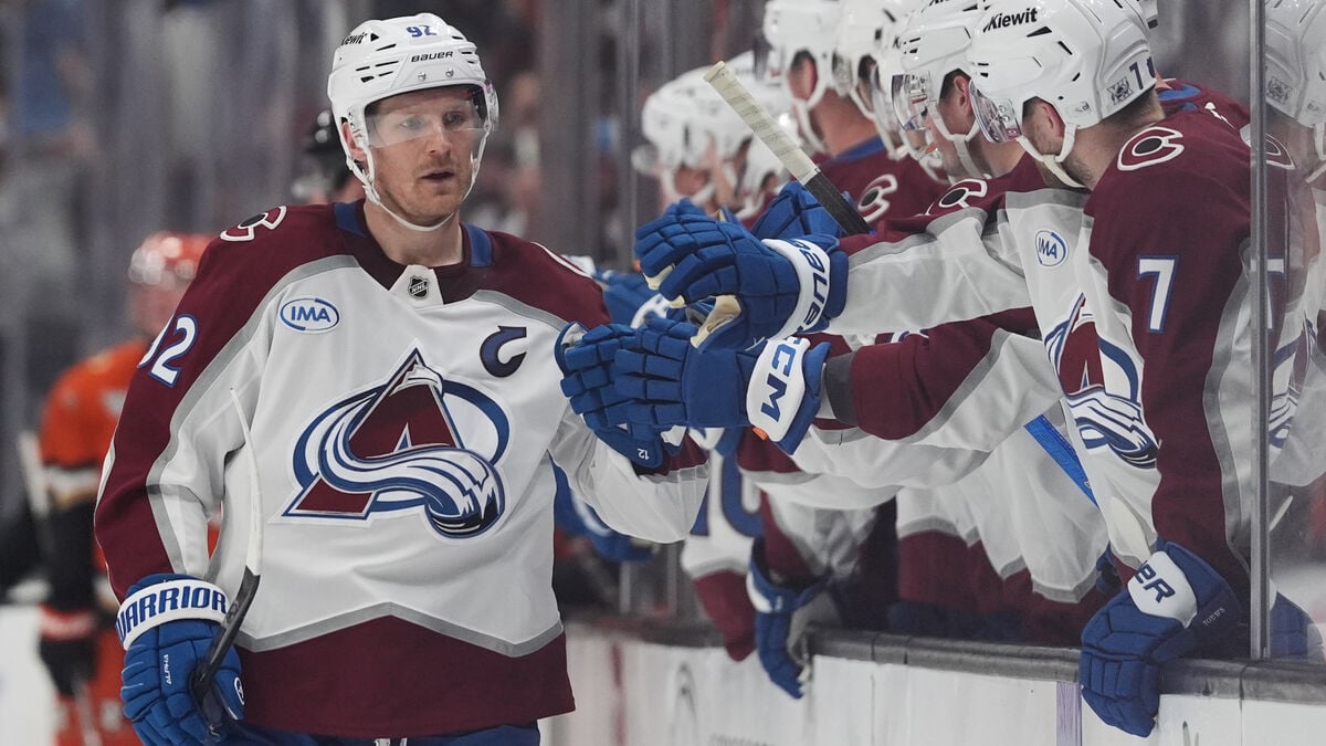 Landeskog scores in the Swedish All-Star Game as Colorado beats Anaheim 5-1 in California