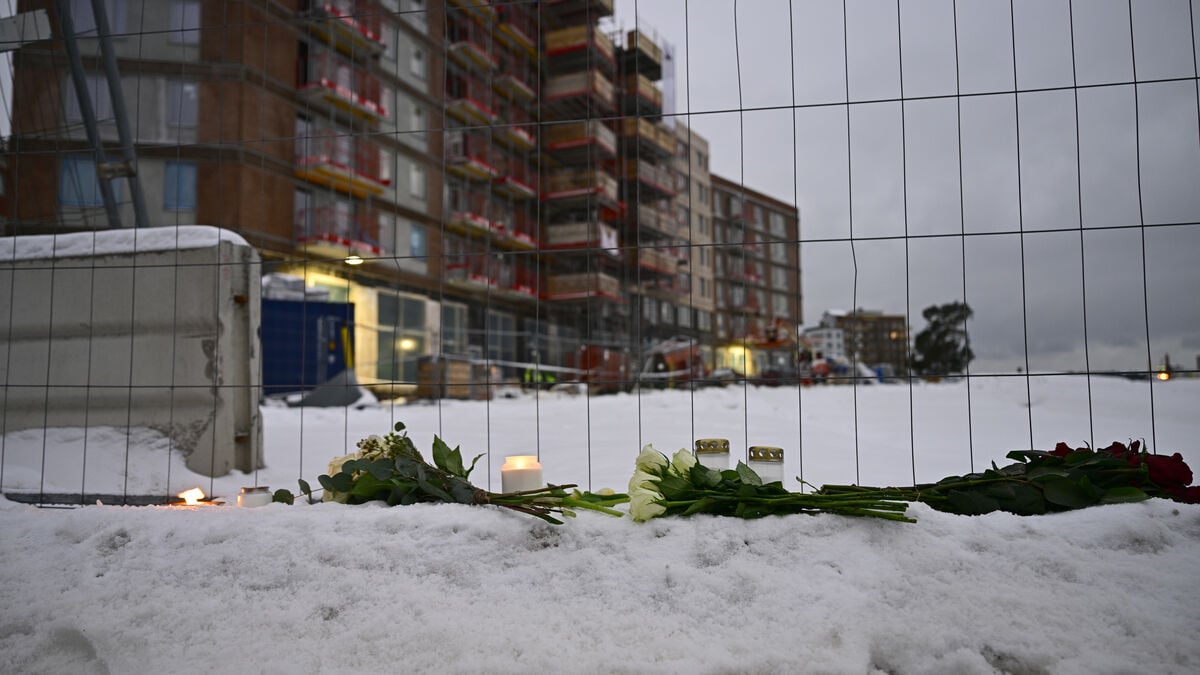 Five died when construction elevator collapsed - defendants acquitted