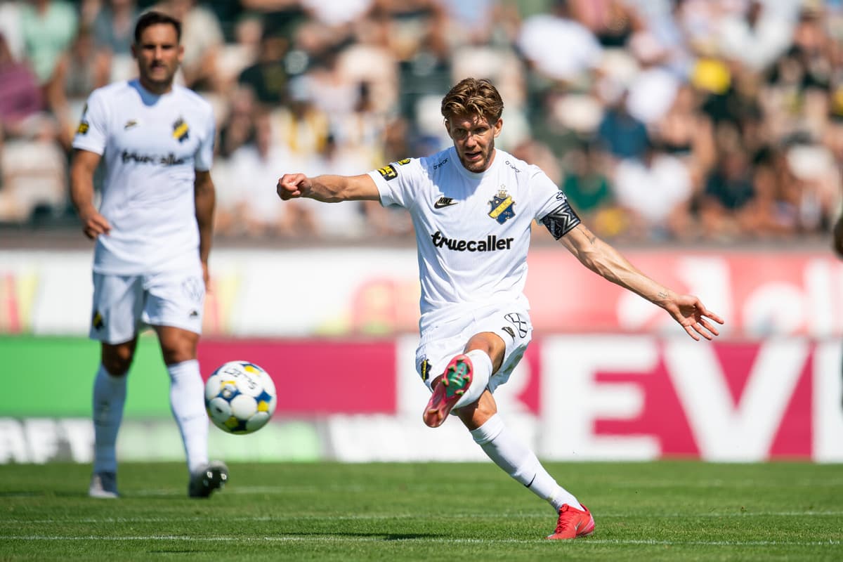 Salétros Criticizes AIK Fans' Banner Targeting Elvis van der Laan