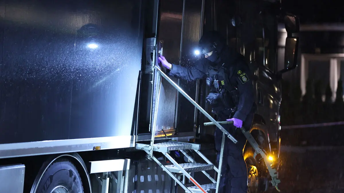 One arrested after explosion in Södertälje