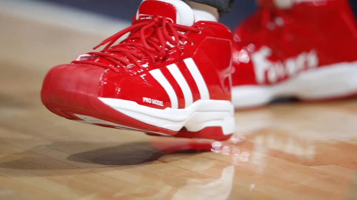 Adidas going in the wrong direction, shares drop sharply after profit forecast