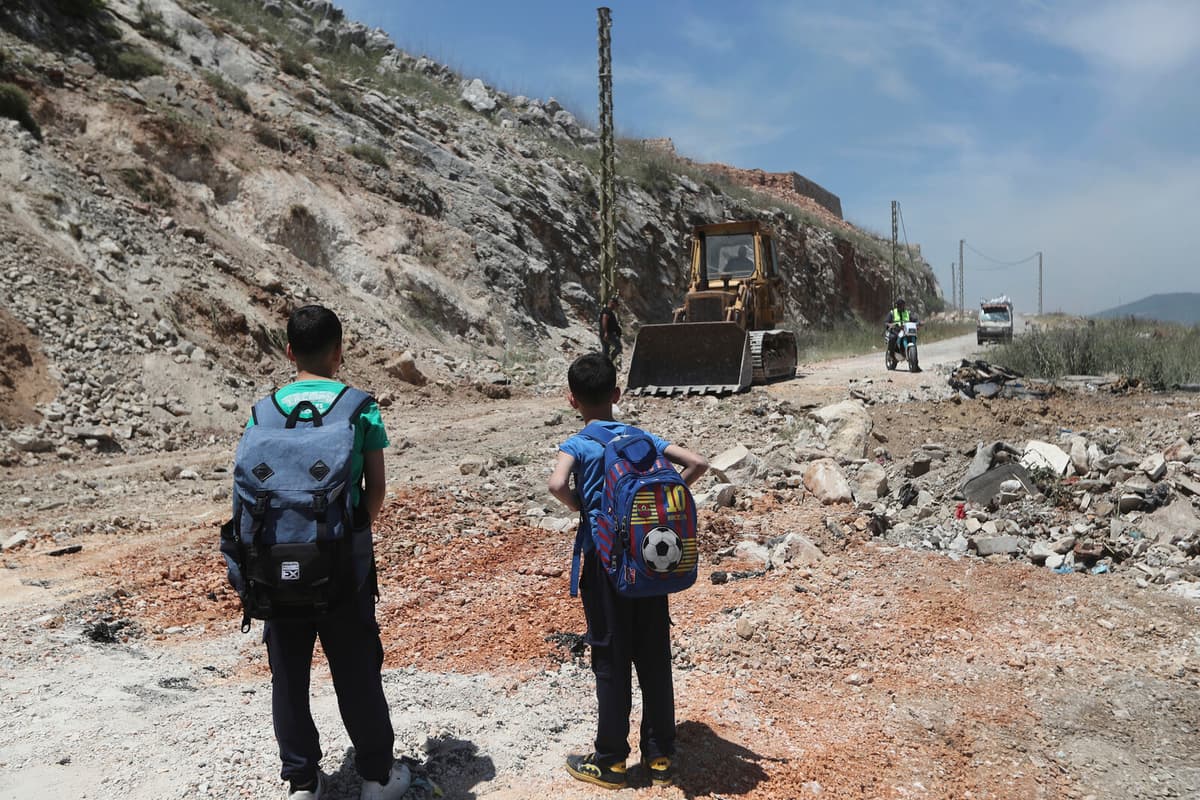 Israeli Strikes on Southern Lebanon Leave One Dead, Several Injured