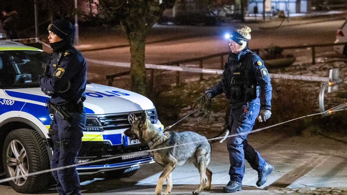 Teenager arrested after explosion in Malmö apartment building