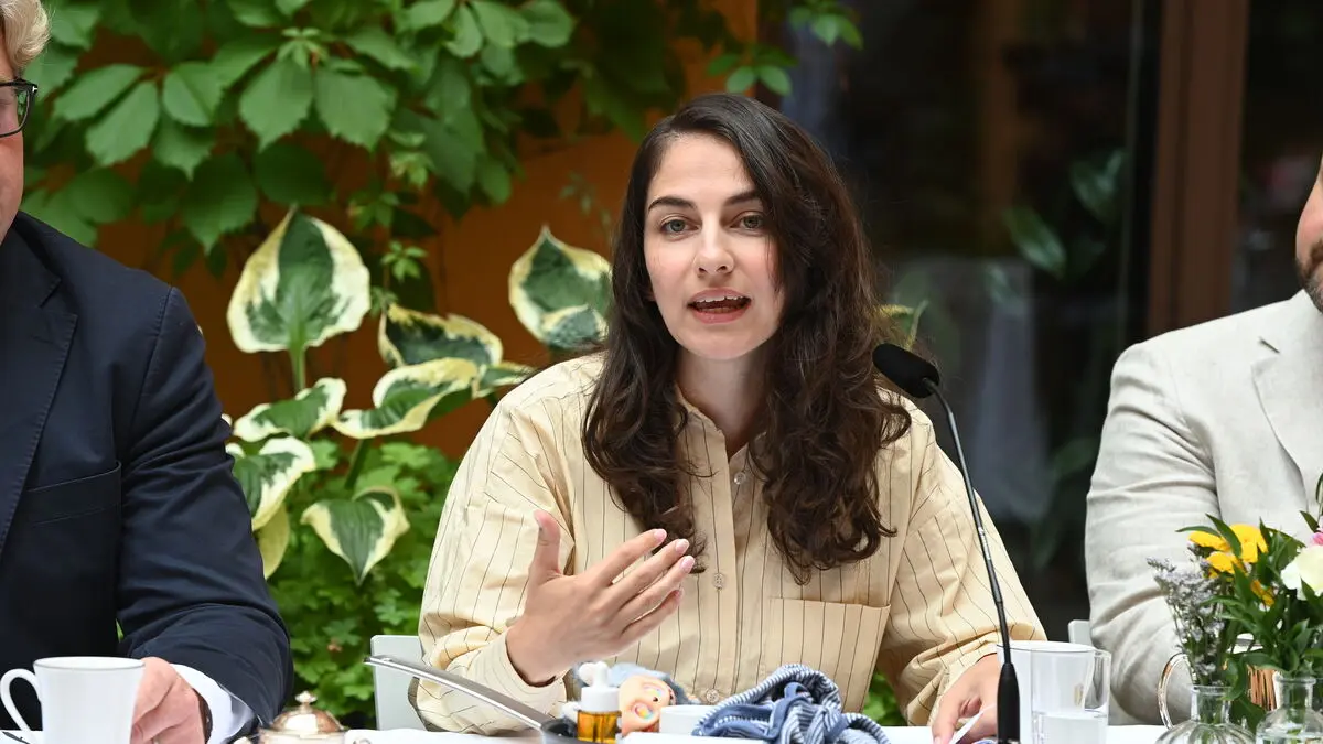 Government proposes ban on PFAS in clothing, shoes and cosmetics