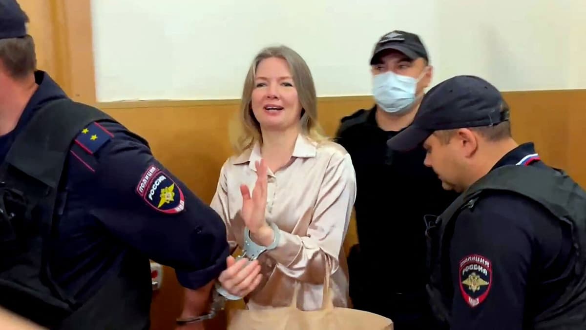 Russian Journalist Olga Komleva Gets 12-Year Prison Sentence