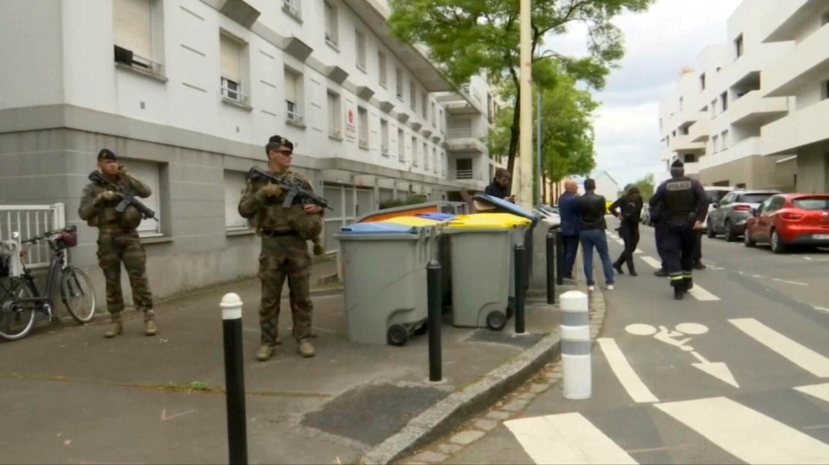 Teen kills classmate in knife attack at French school