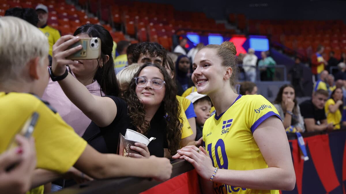 Isabelle Haak on record crowd for Sweden’s Euro opener: Goosebumps
