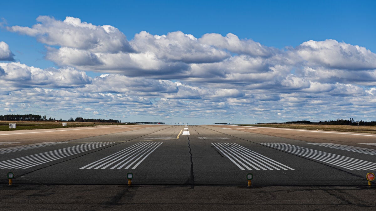 Inquiry: State should take over nine regional airports