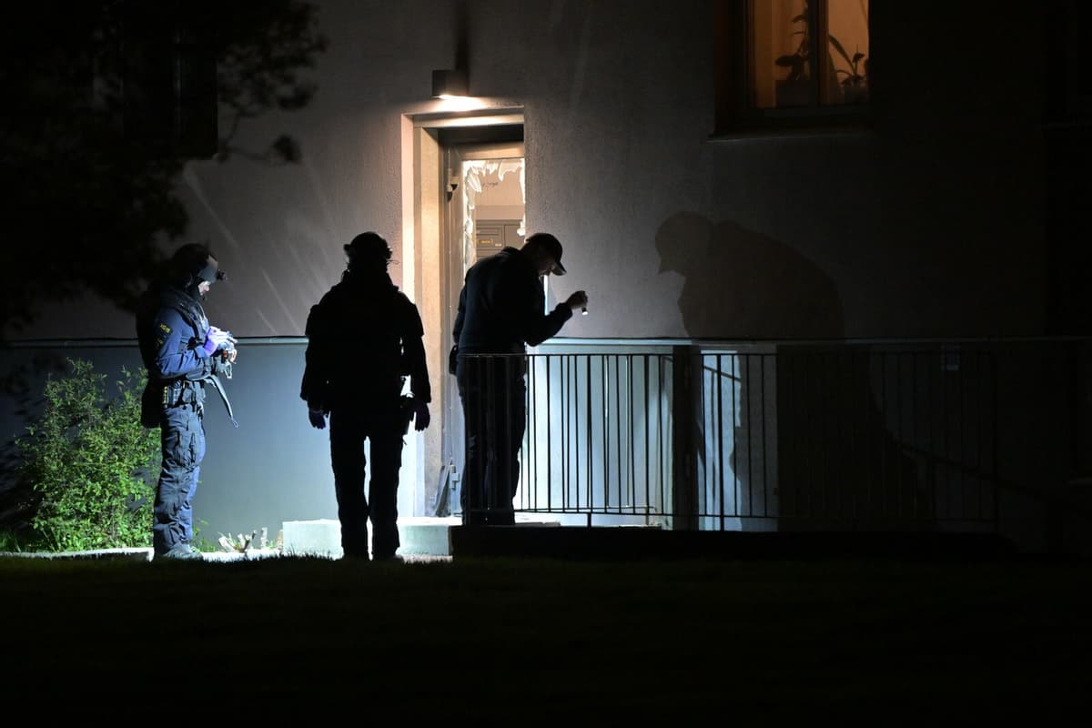 Explosion Damages Stairwell Door in Central Gothenburg