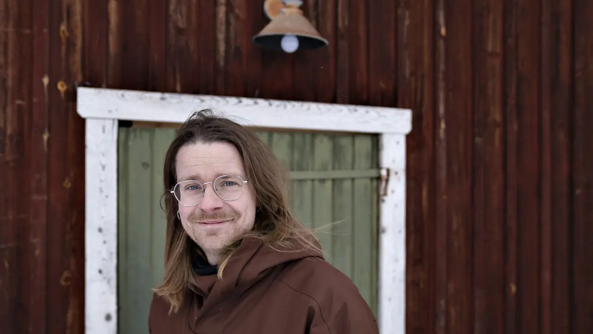 Book about suicide wins Swedish Photo Book Prize