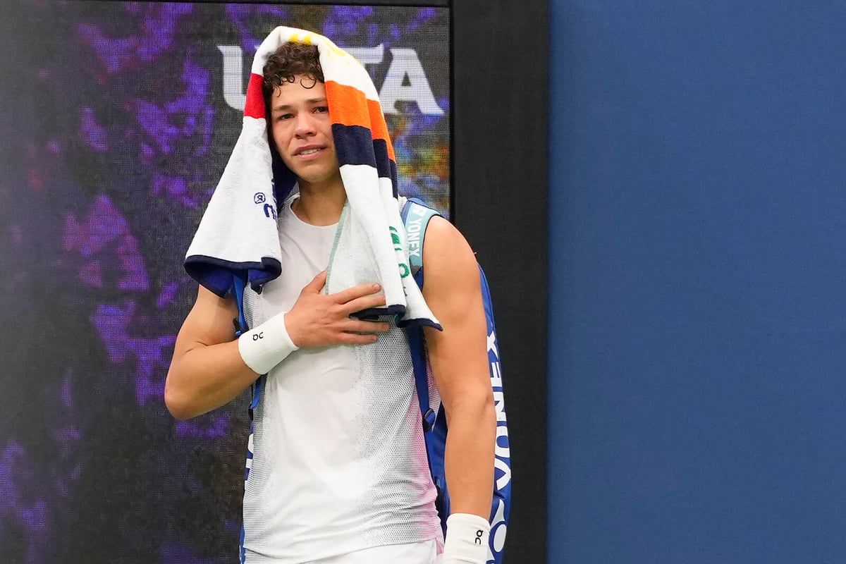 Ben Shelton Exits US Open in Tears Due to Injury