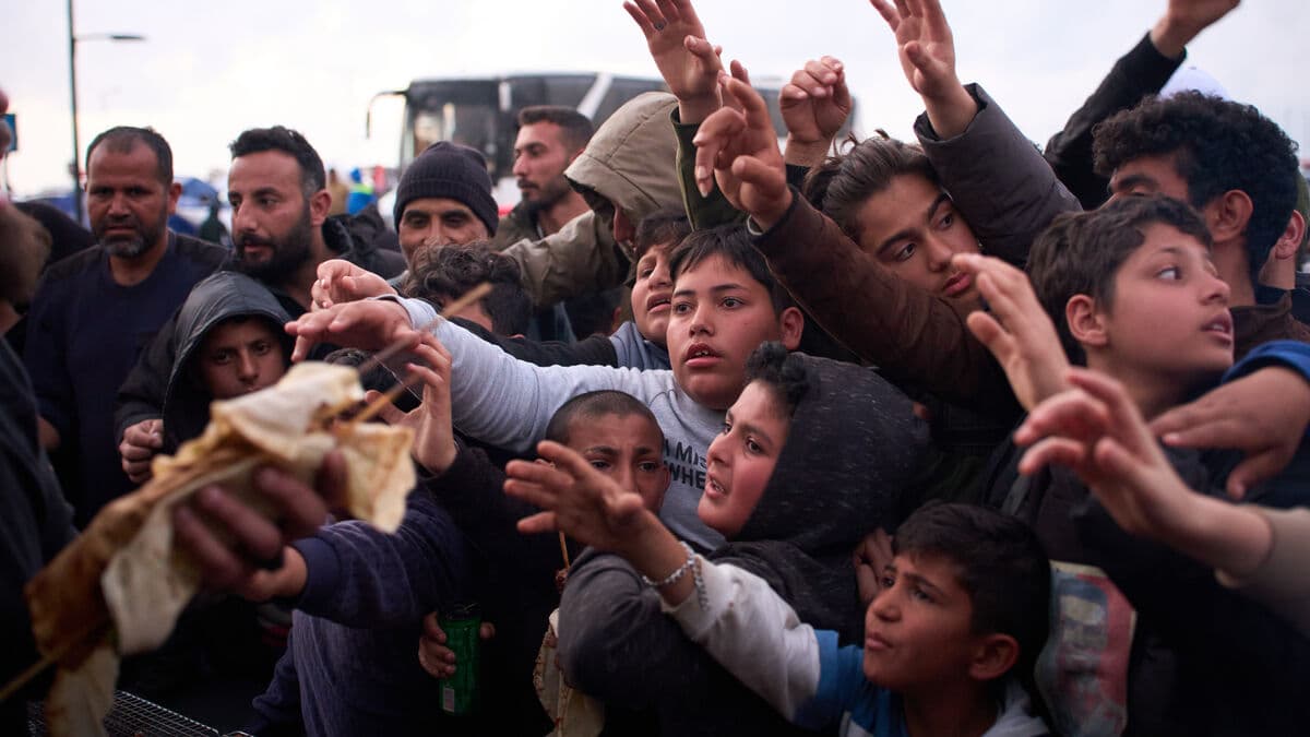 Half of Lebanon's population relies on emergency aid