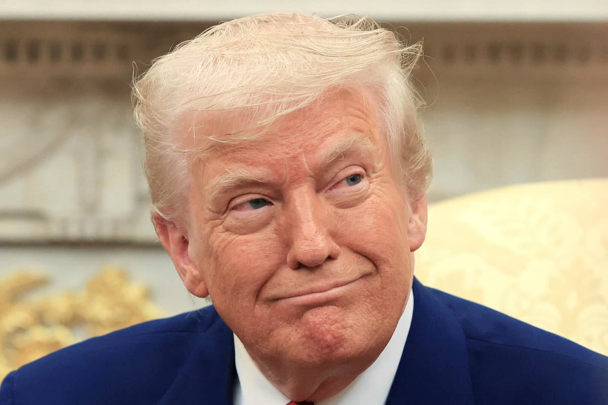 Supreme Court Backs Trump on Rehiring Federal Employees